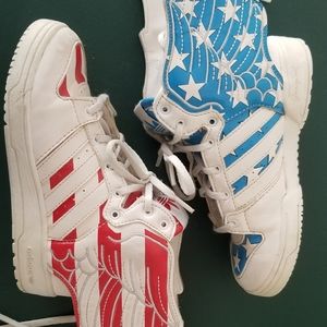 Adidas Jeremy Scott's wings